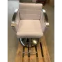 SHR Germany Styling Chair / Messestuhl / aus weißem Kunstleder mit runder Basis